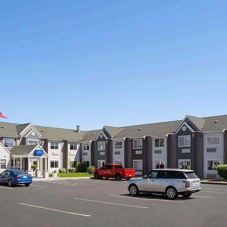 Baymont By Wyndham Boardman Hotel Exterior foto