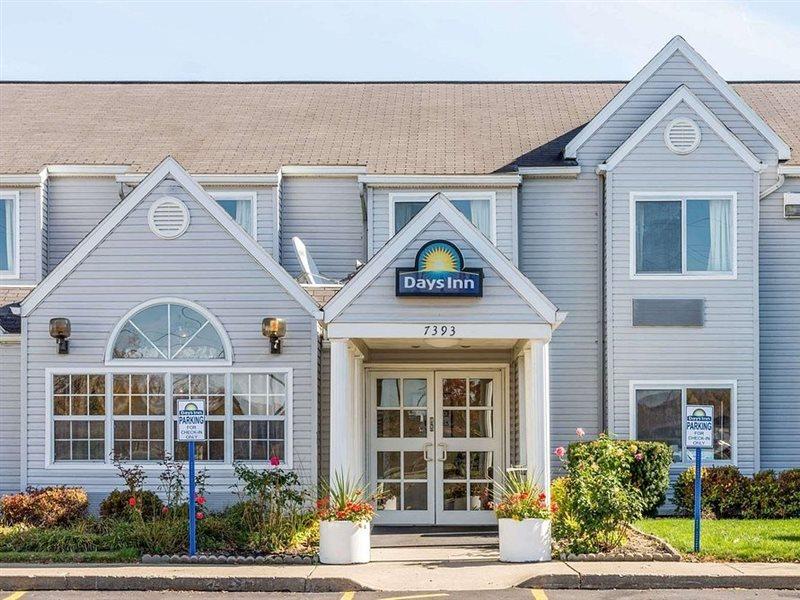 Baymont By Wyndham Boardman Hotel Exterior foto